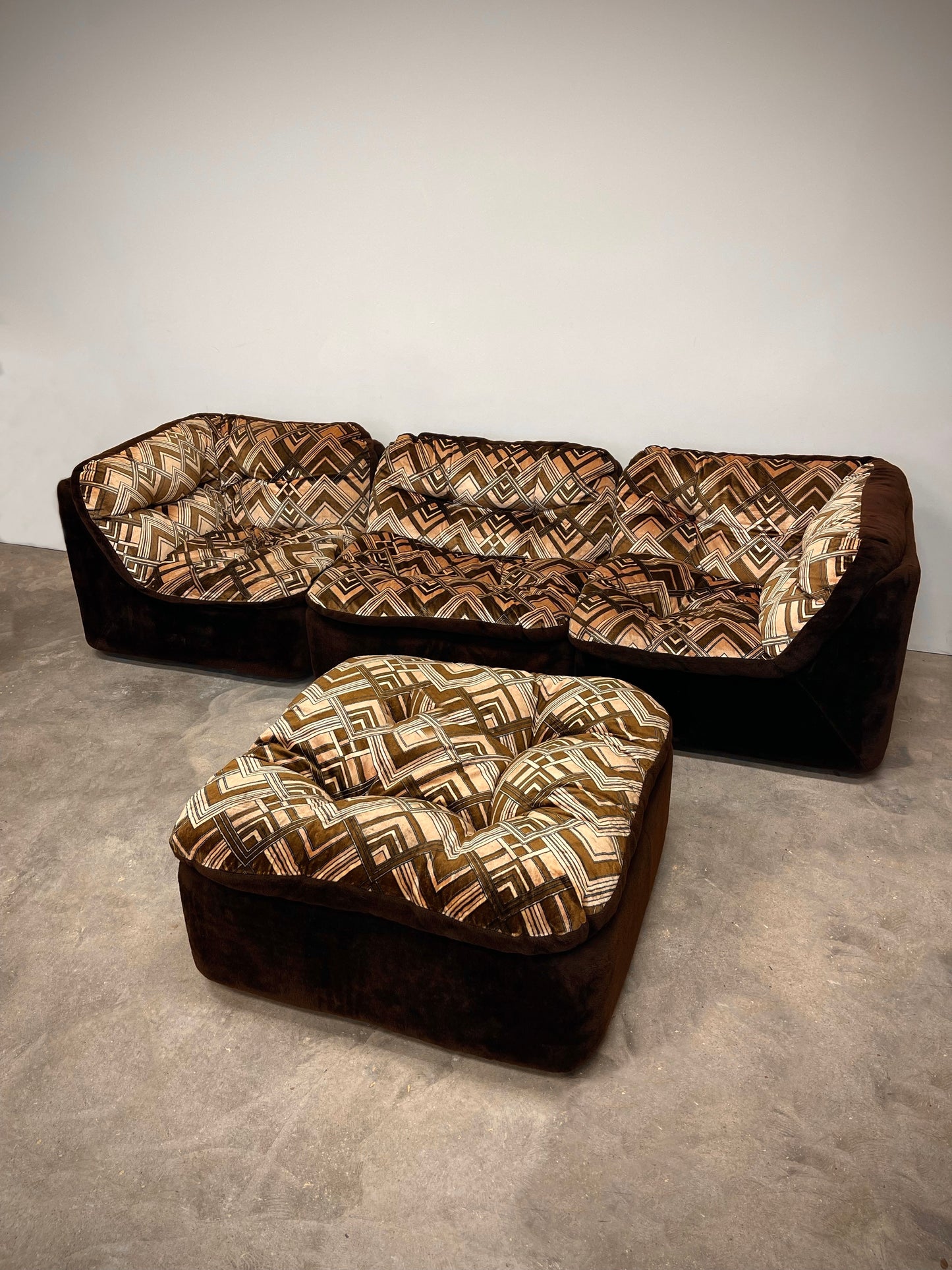 lush modular playpen sofa